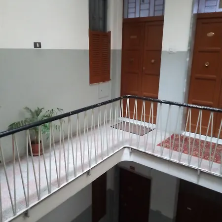 Corsomessina64 住宿加早餐酒店