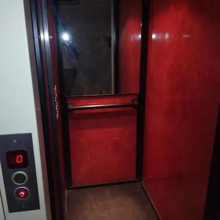 Corsomessina64 住宿加早餐酒店 4*